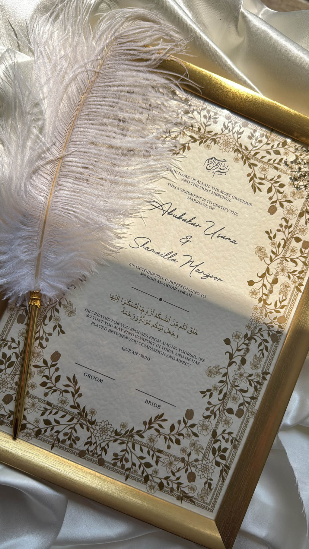 Bundle: Nikah Certificate - Garden of Gold + Frame + Pen