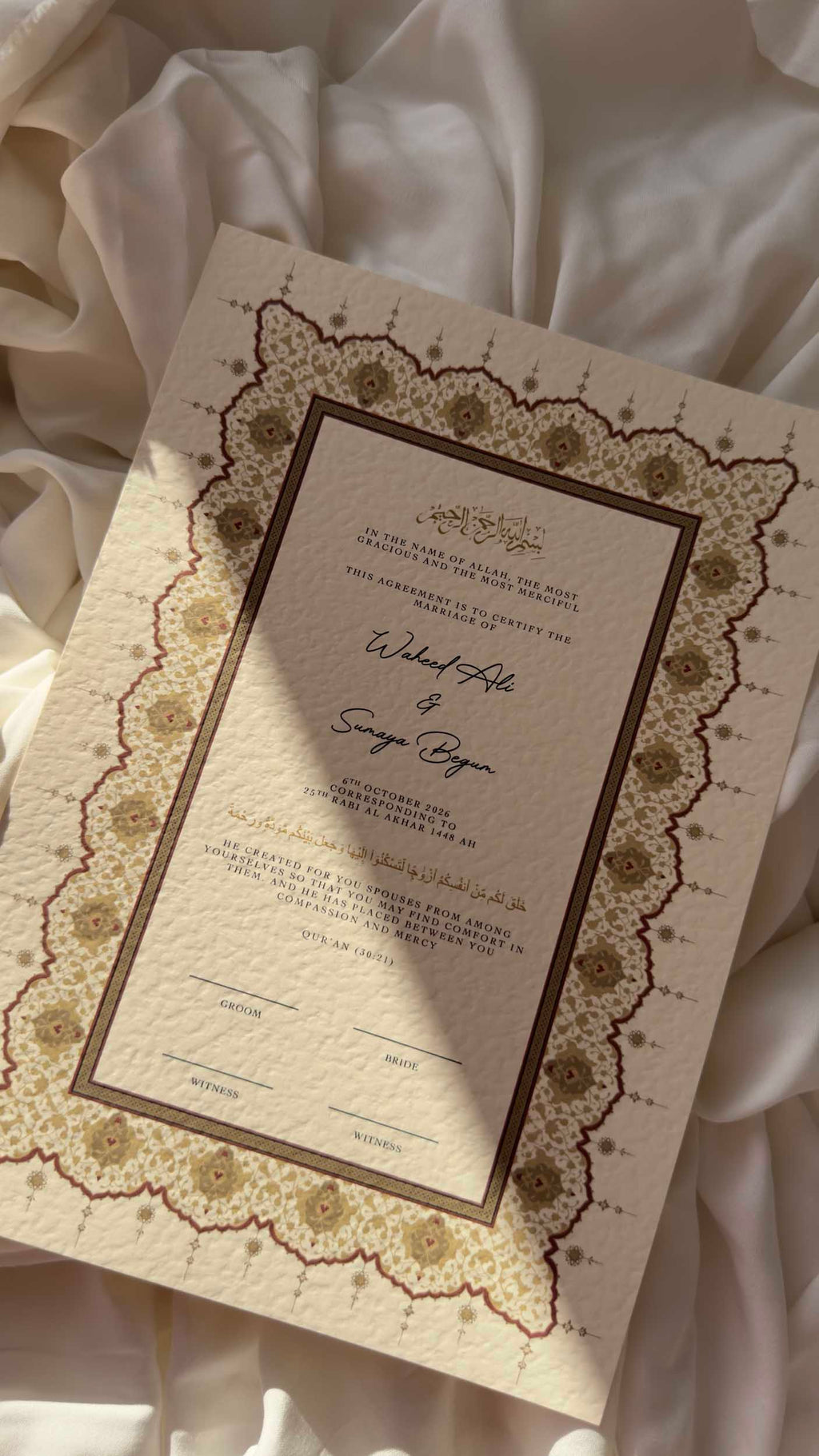 Bundle: Nikah Certificate - Radiance of Love + Frame + Pen