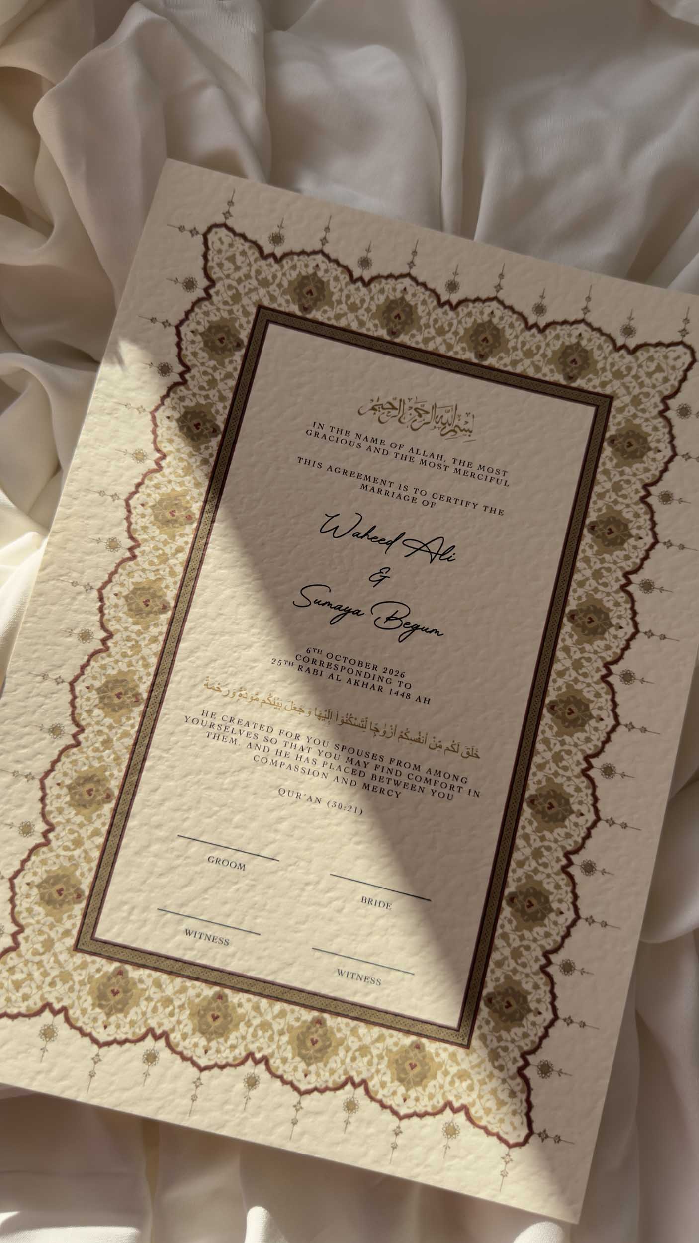Bundle: Nikah Certificate - Radiance of Love + Frame + Pen