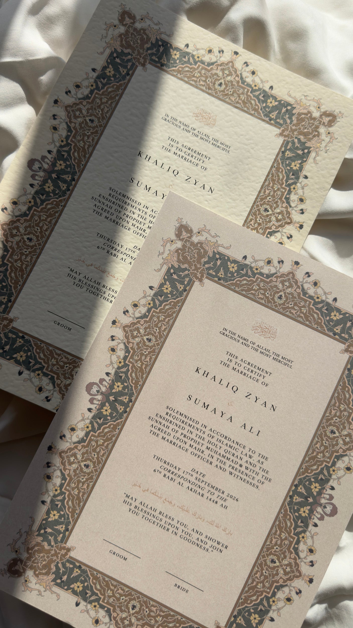Bundle: Nikah Certificate - Gilded Barakah + Frame + Pen