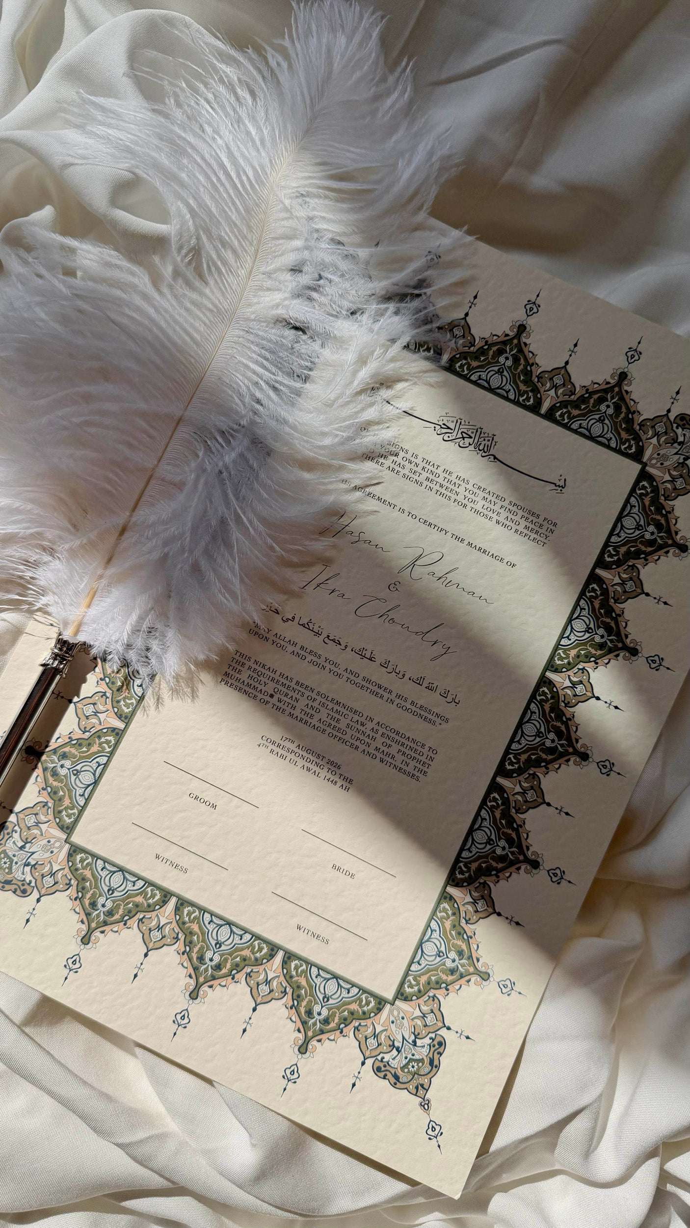 Bundle: Nikah Certificate - Emerald Eternity + Frame + Pen