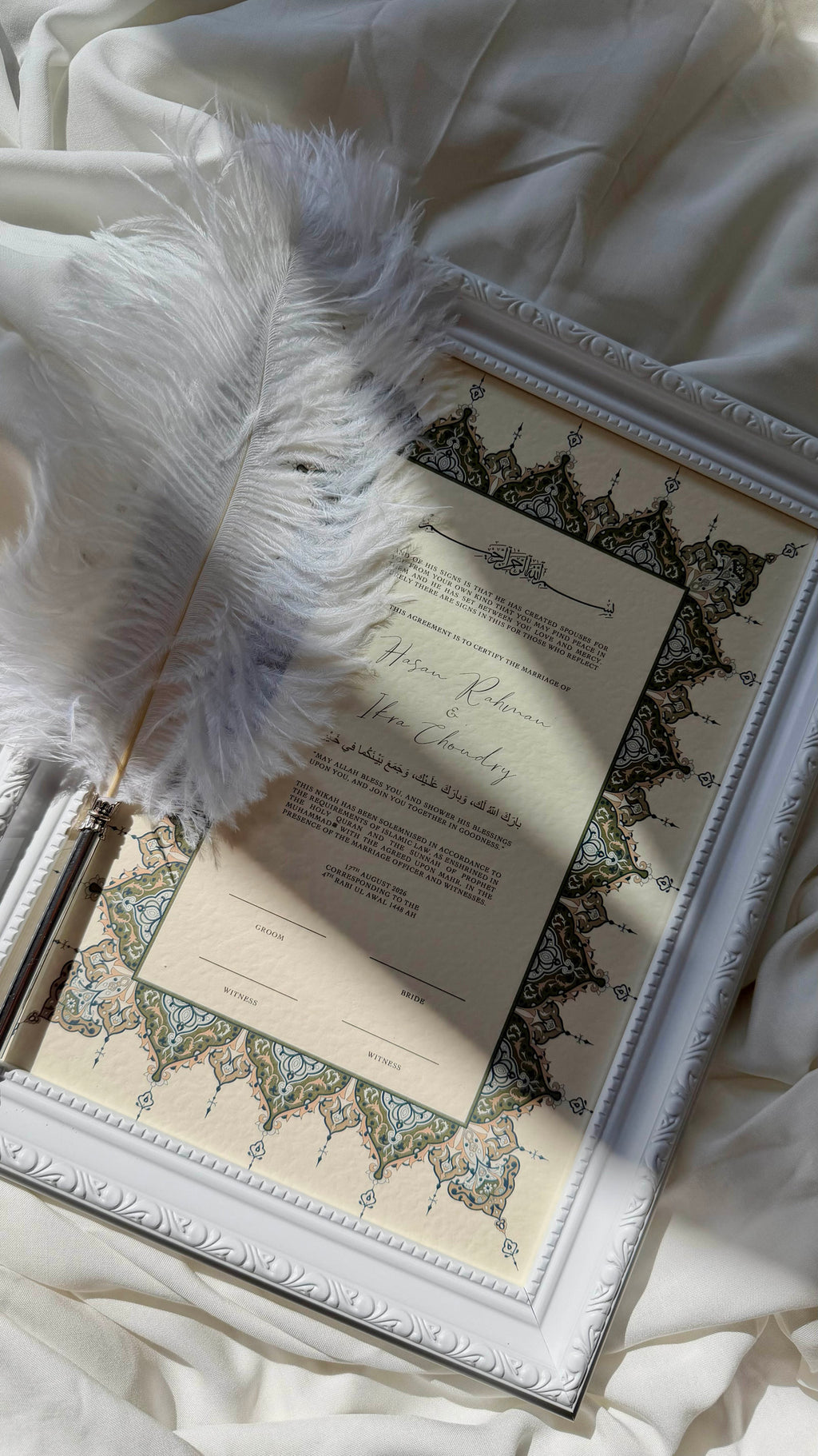 Bundle: Nikah Certificate - Emerald Eternity + Frame + Pen