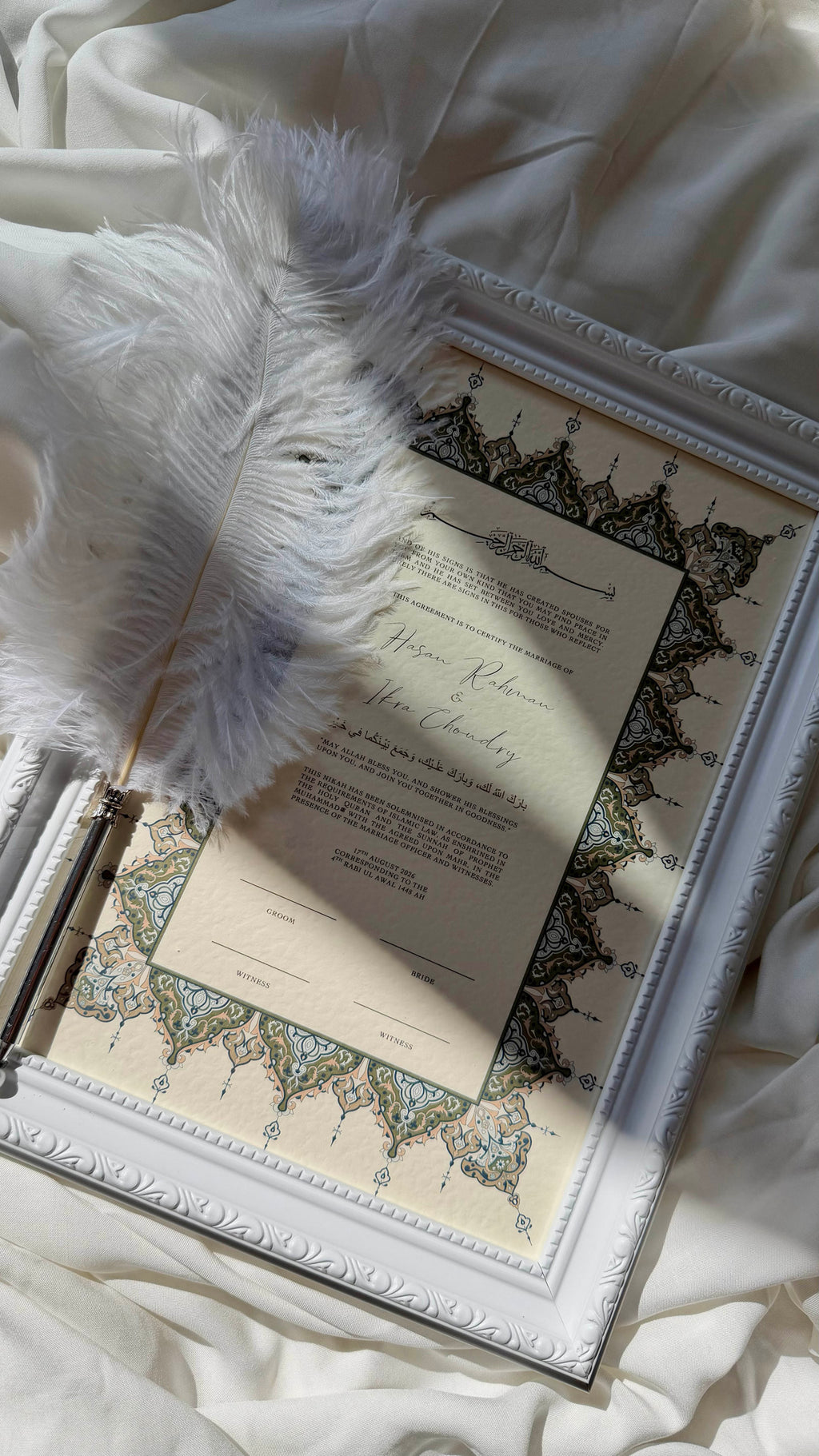 Bundle: Nikah Certificate - Emerald Eternity + Frame + Pen