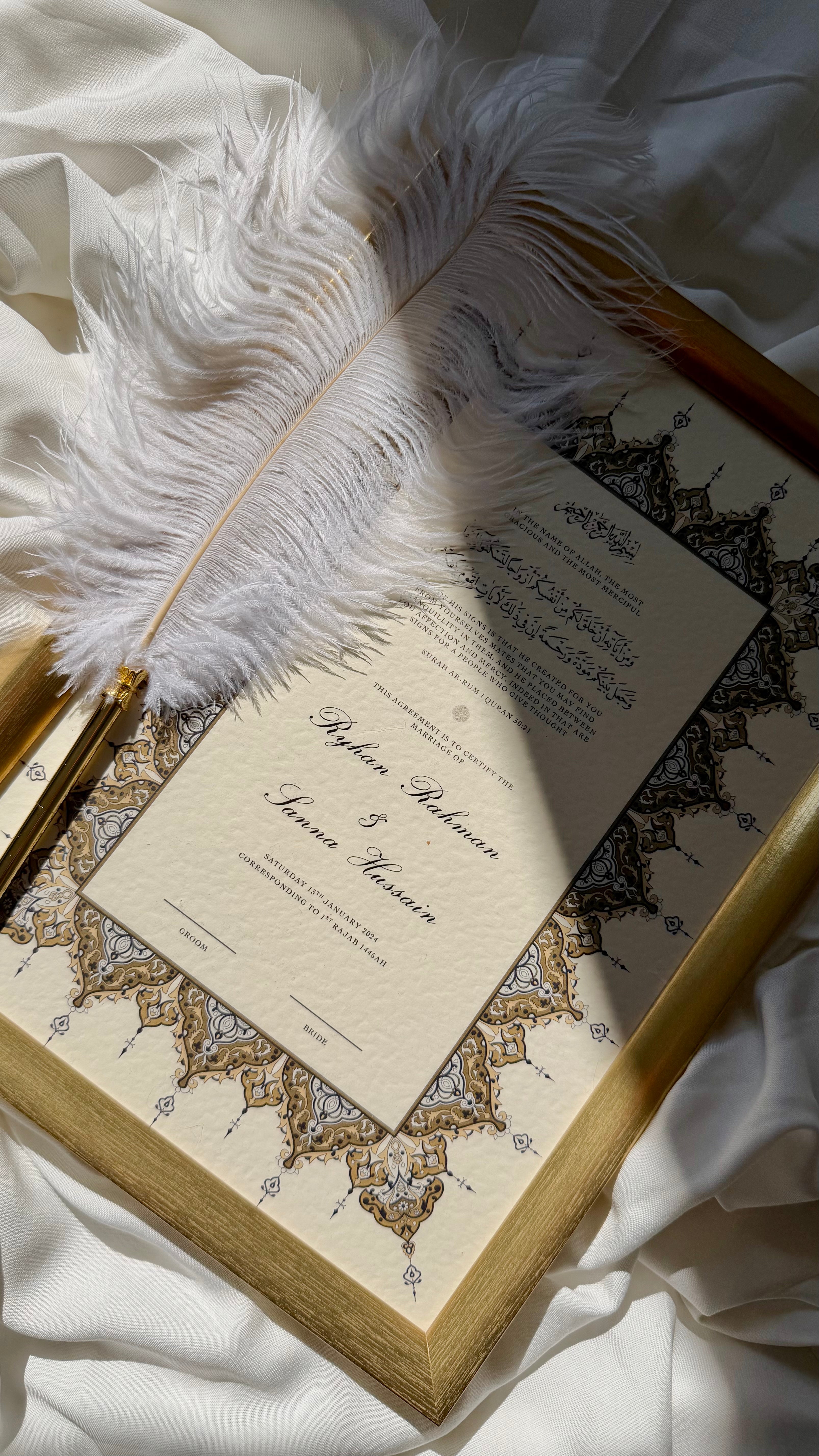 Bundle: Nikah Certificate - Horizon of Gold + Frame + Pen