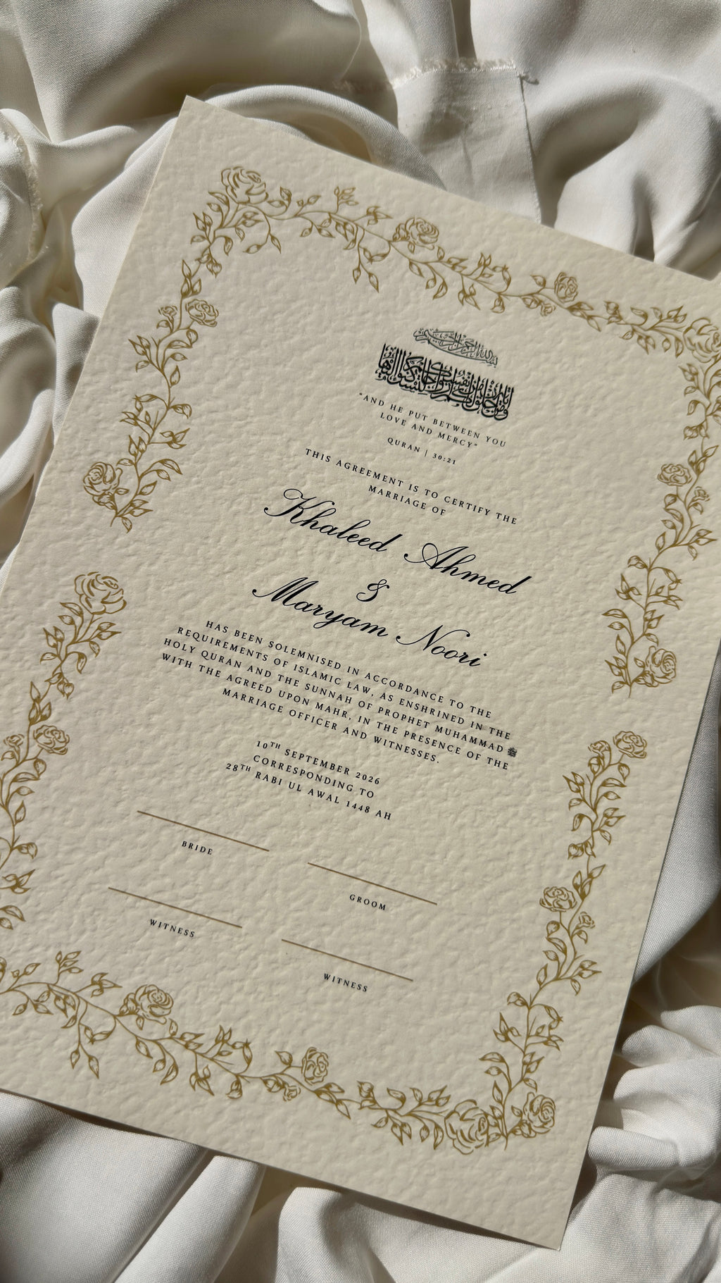 Bundle: Nikah Certificate - Gold of Spring + Frame + Pen