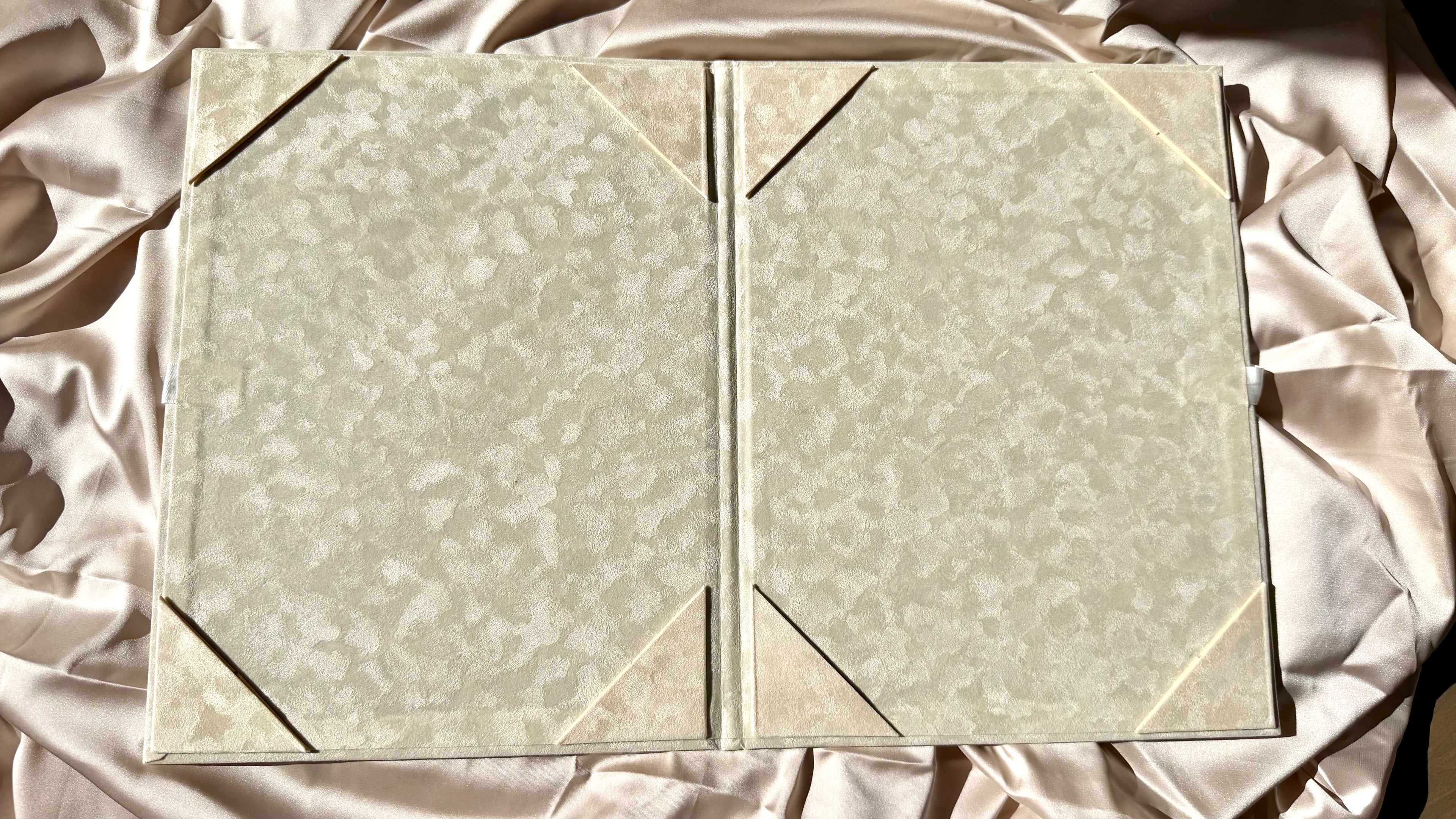 Nikah Certificate Folder + Feather Pen
