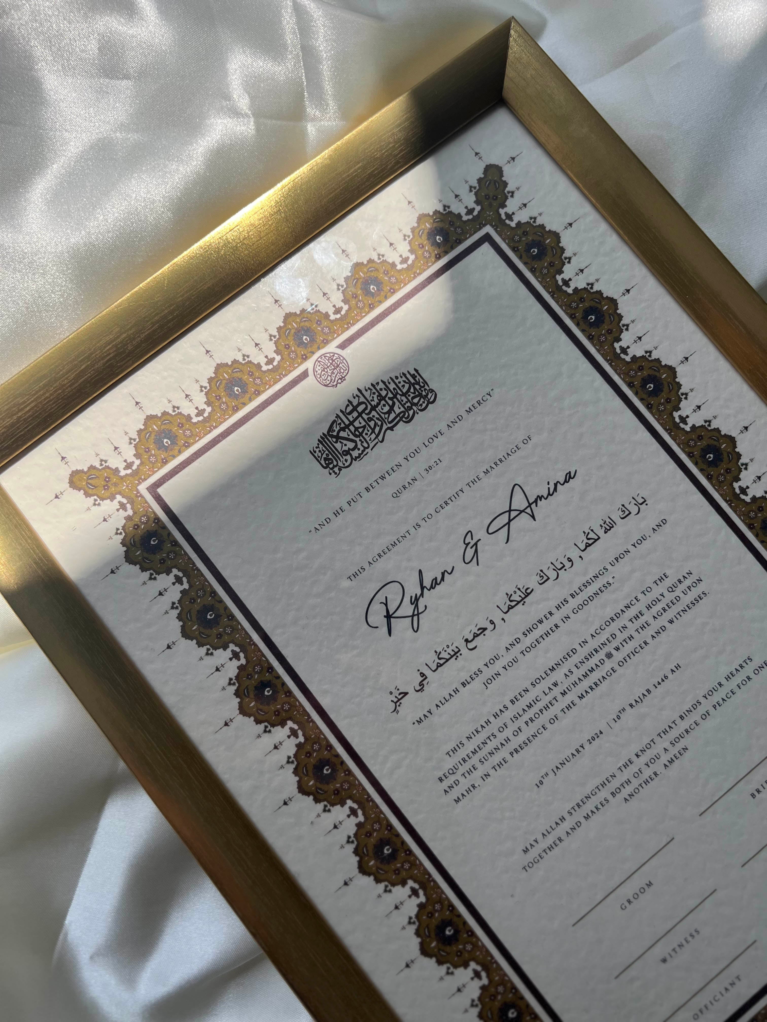 Bundle: Nikah Certificate - A Heart of Gold + Frame + Pen