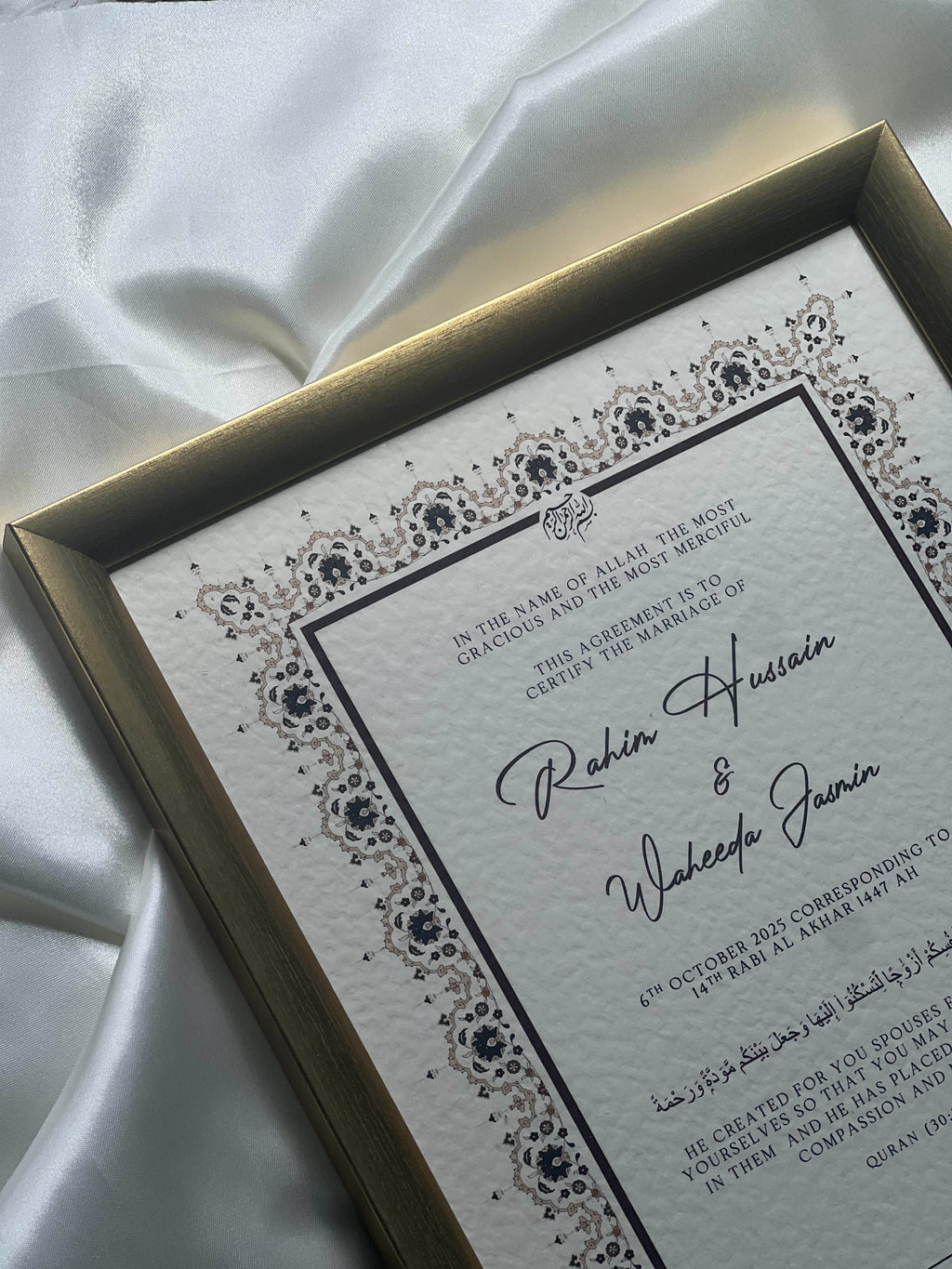 Bundle: Nikah Certificate - Tranquility of Hearts + Frame + Pen
