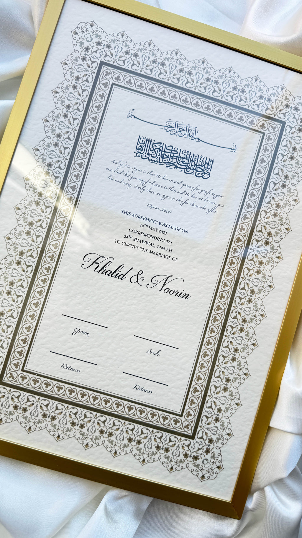 Bundle: Nikah Certificate - Soul of Gold + Frame + Pen