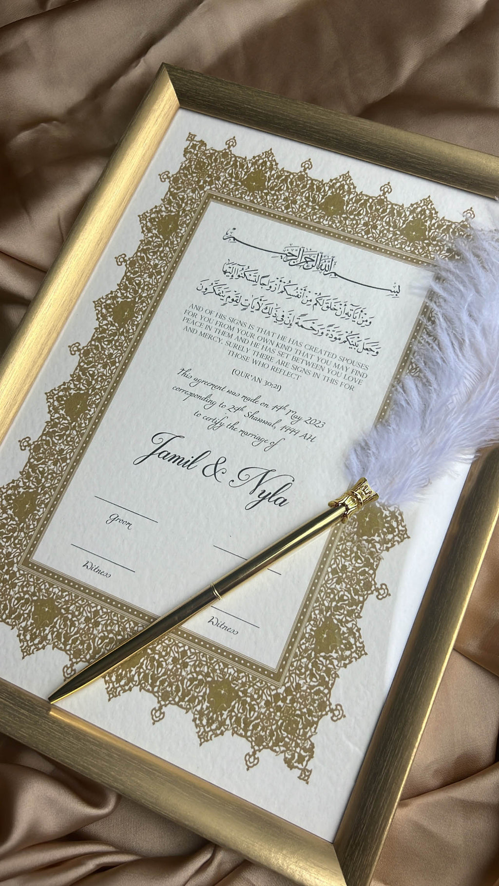 Bundle: Nikah Certificate - Dawn of Gold + Frame + Pen